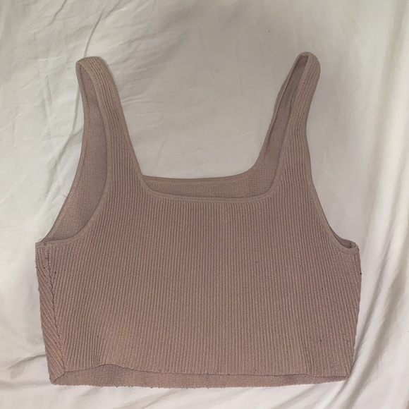Aritzia Babaton Sculpt Knit Crop - Picture 2 of 3